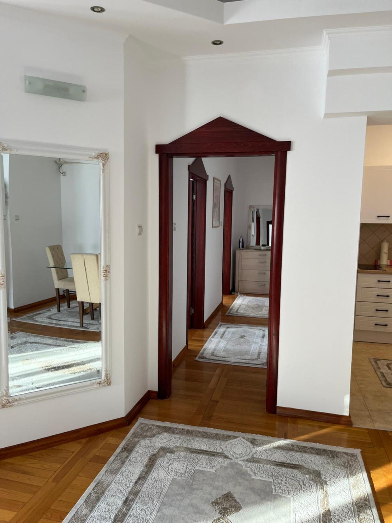 Airport Sky Apartments Lux II Belgrade Exterior photo