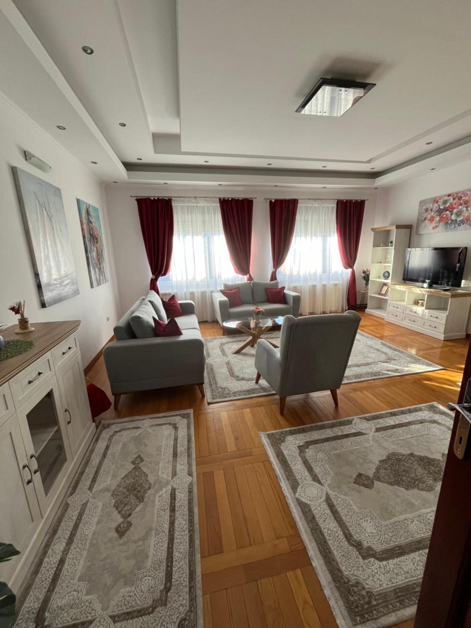 Airport Sky Apartments Lux II Belgrade Exterior photo
